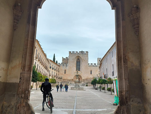 De Mazinguer Z a Santes Creus - Joaquim Sanchez